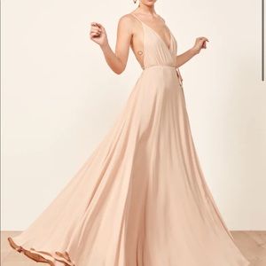 NWT Reformation Callalily Dress in Champagne
